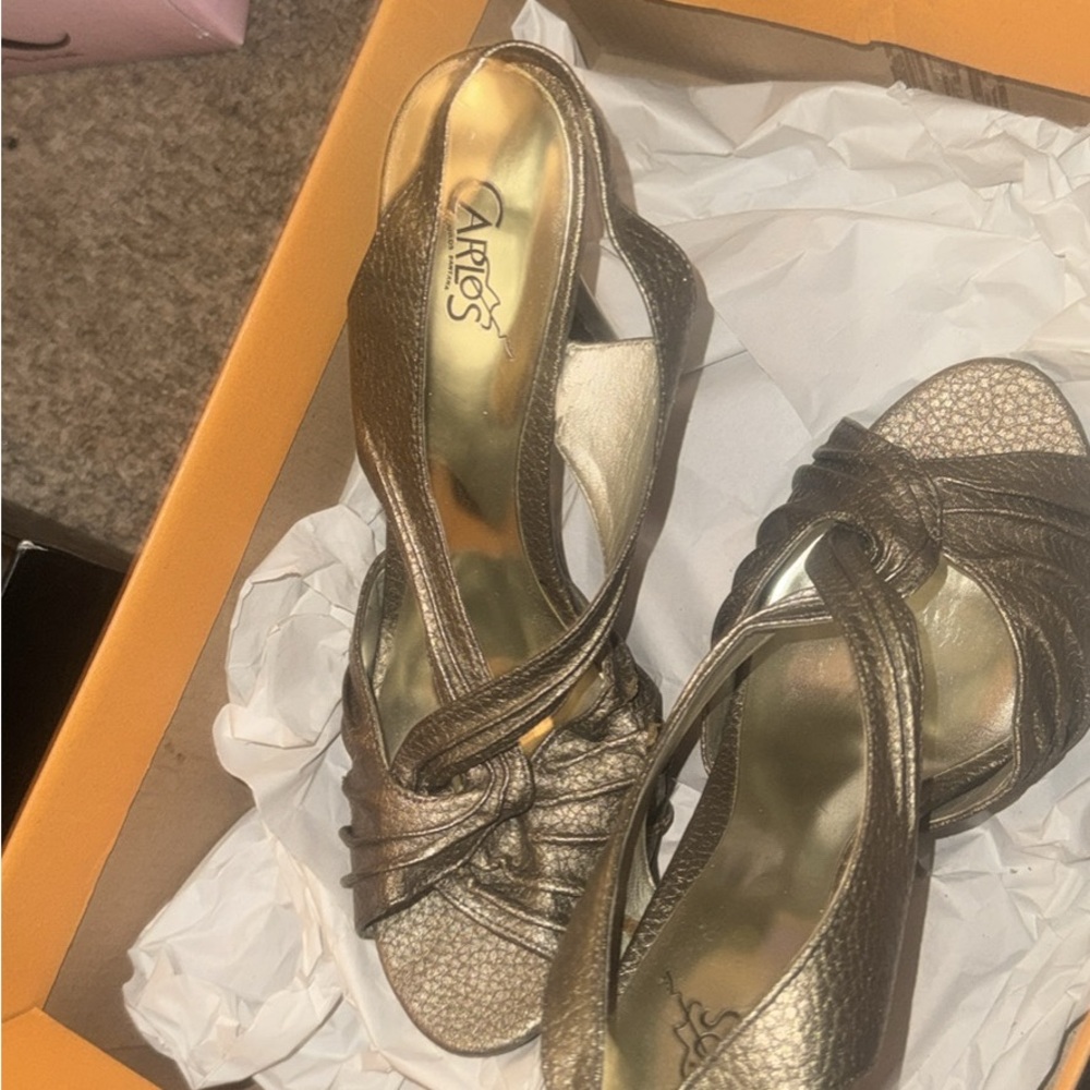 Jessica Simpson Metallic Gold Heels